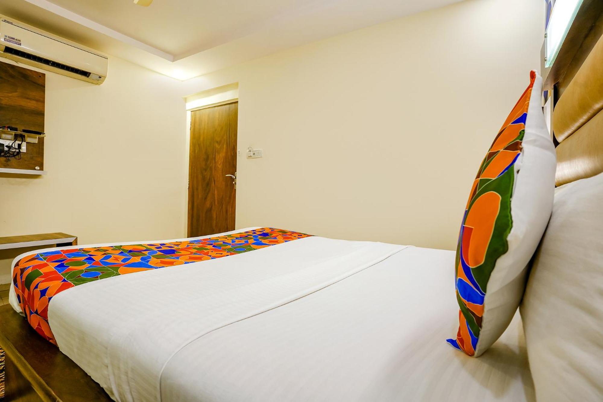 Hotel Naivedhya By Kwality Inn Thane Extérieur photo